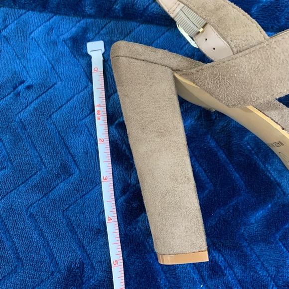 ❤Z01-GLAZE - faux suede nuede open toe heels size 7 - Picture 5 of 5